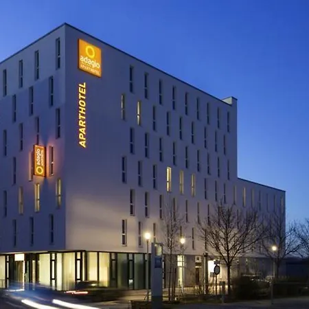 Hotel apartamentowy Adagio Access Olympiapark 4*